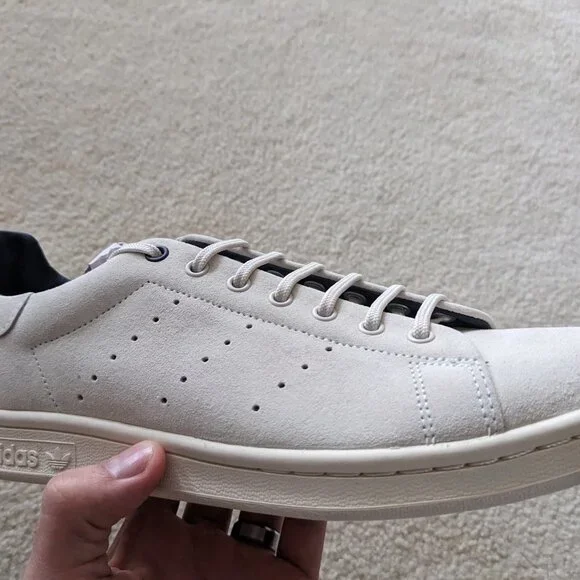 Barneys NY Adidas Stan Smith in White/Cream Suede - Picture 2 of 7